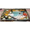 Image 1 : VINTAGE BOBBY ORR TABLETOP HOCKEY GAME