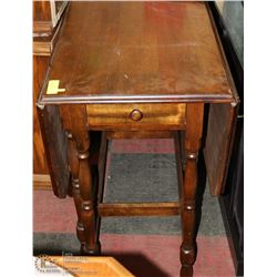 ESTATE DOUBLE DROP LEAF MAPLE DINING TABLE 46"L X