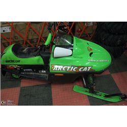 ESTATE ARCTIC CAT ZR120 SLED WITH KEY,   RUNS