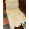 Image 1 : MICROFIBER BEIGE CHAISE