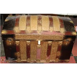 VINTAGE TREASURE CHEST- NEEDS REPAIR