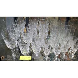 ESTATE COLLECTION OF PINWHEEL CRYSTAL GLASSES
