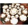 Image 1 : LARGE ROYAL ALBERT OLD COUNTRY ROSES ENGLISH CHINA
