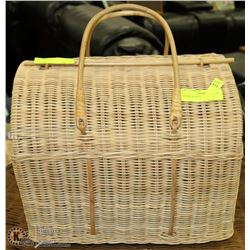 WICKER BASKET
