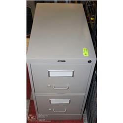 METAL 2 DRAWER FILING CABINET