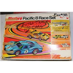 VINTAGE SIZZLERS HOT WHEELS RACETRACK SET