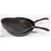 Image 1 : PAIR OF 10" CAST IRON FRY PANS