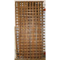 STACK OF ASSORTED WOOD TRELLISES