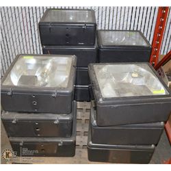 PALLET OF 200 WATT INDDOOR OUTDOOR COMMERCIAL