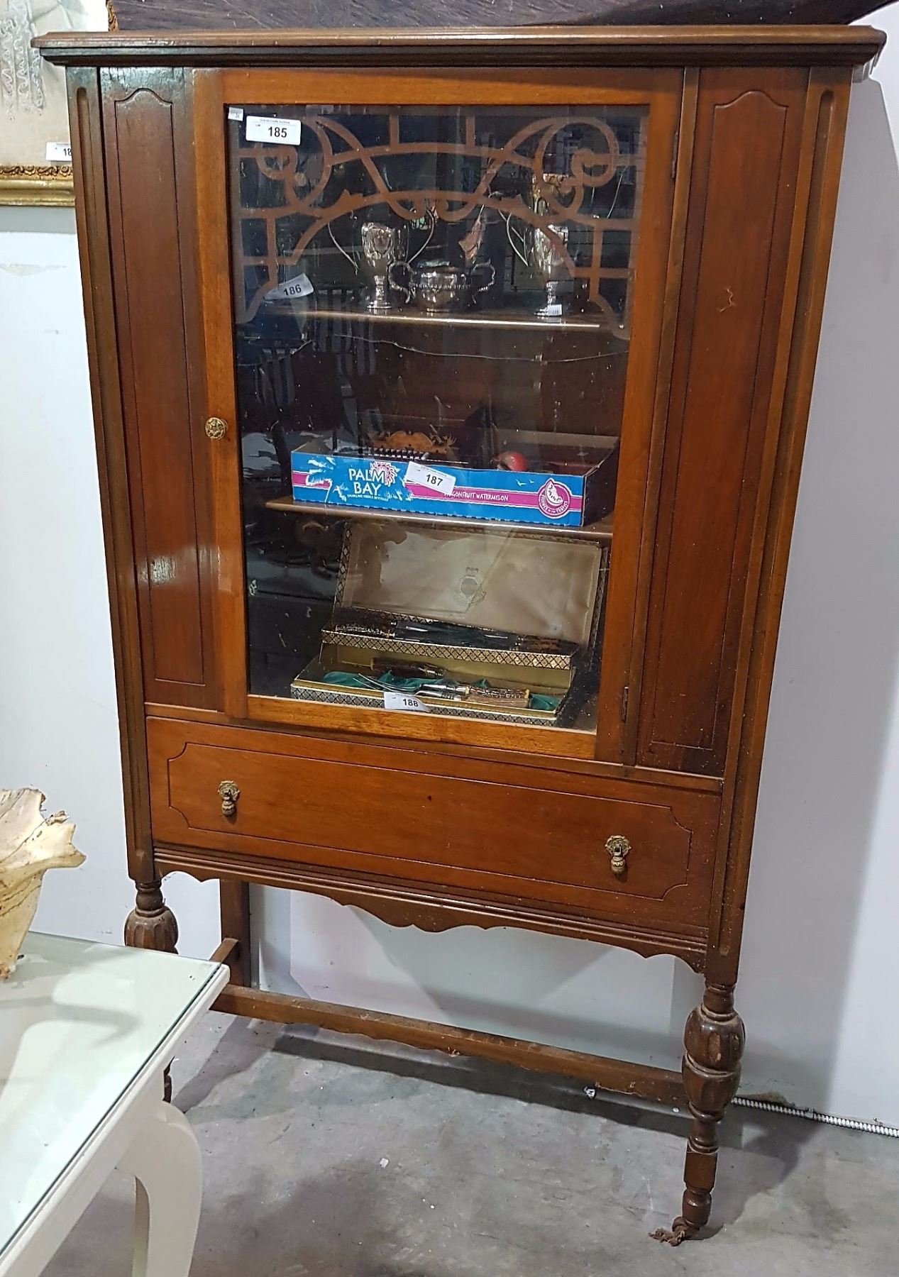 1940'S CHINA W/CRACKED GLASS