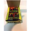 Image 2 : NEW 2ND SERIES BATMAN (TOPPS) TRADING CARD SET