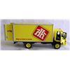 Image 3 : 5 HOME HARDWARE BRANDED TRUCKS