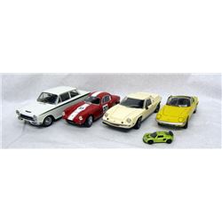 5 LOTUS CARS