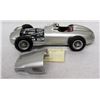 Image 8 : 3 MERCEDES RACE CARS