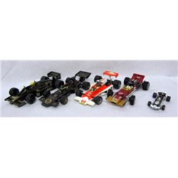 5 FORMULA 1 RACECARS