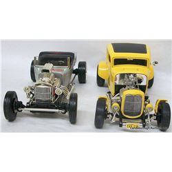 2 ROADSTERS