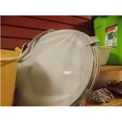 FOLDING HAMPER