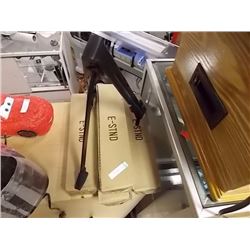 NEW E-STAND TRIPODS - 5 TTL