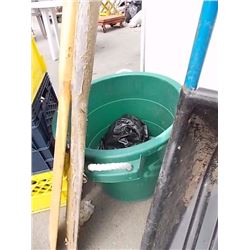 LARGE BUCKET OF HEAVY CABLE