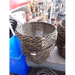 WICKER PLANTERS - 2