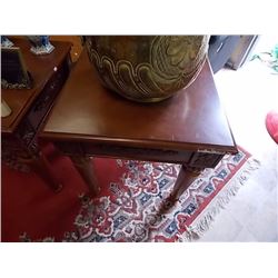 NEW MAHOGANY END TABLE