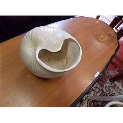 LARGE CERAMIC SHELL