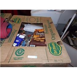 LARGE BANANA BOX OF ASSORTED FOOD ITEMS