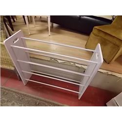 BLANKET HANGER STAND