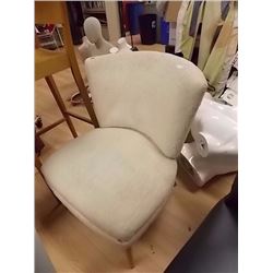 UPHOLSTERED BEDROOM SIDE CHAIR