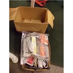 BOX STAPLES & MORE - 2 TTL