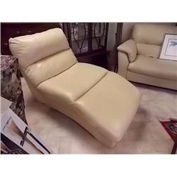LEATHER CHAISE LOUNGE - CREAM COLOR
