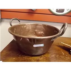 ANTIQUE BRASS POT - HAND HAMMERED - BELIEVED TO BE APPROX. 100 YEARS OLD