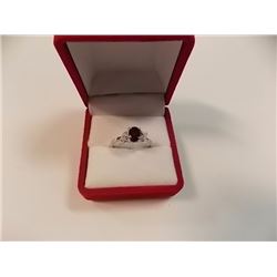 RING - LARGE 1CT OVAL FACETED GARNET & 2 DIAMONDS IN STERLING SILVER SETTING - RETAIL ESTIMATE $300