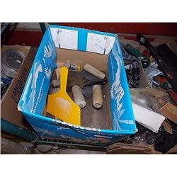 BOX OF TROWELS