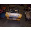 Image 1 : COMPRESSOR - 2HP - 4 GALLON - DUAL TANK