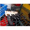 Image 1 : LOT OF SMALL CLAMPS