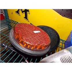 RED LIGHT WITH ARROW COVER