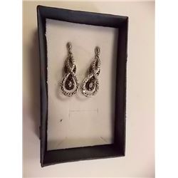 EARRINGS- NEW .25CTW BLUE & WHITE DIAMONDS (20PC) IN STERLING SILVER SETTING - TWIST / DANGLE DESIGN