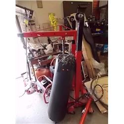 ENGINE HOIST