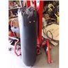 Image 1 : HEAVY PUNCHING BAG