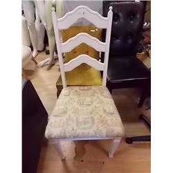 VINTAGE DINING CHAIR - WHITE