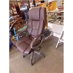 EXECUTIVE OFFICE CHAIR - SOME ARM WEAR