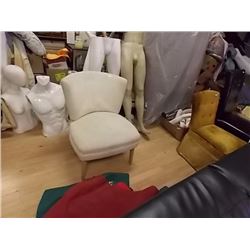 UPHOLSTERED BEDROOM SIDE CHAIR