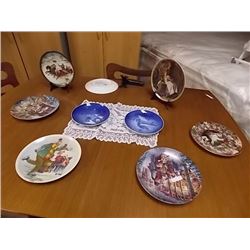 COLLECTOR PLATES - CHRISTMAS THEM - 9 TTL