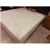 Image 1 : KING MATTRESS - STORE DISPLAY UNIT - MONTERAY FIRM