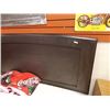 Image 1 : NEW MAHOGANY HEADBOARD - QUEEN