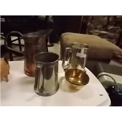 COPPER JUG, 2 BEER STEIND & 2 BRASS BOWLS