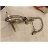 Image 1 : STAINLESS RESTRAUNT DESIGNED SPRAYING FAUCET