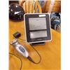 Image 1 : ELECTRIC RAZOR & ACURITE WEATHER STATION