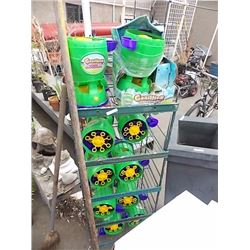 WIRE DISPLAY & BUBBLE MAKERS - ALL ONE MONEY